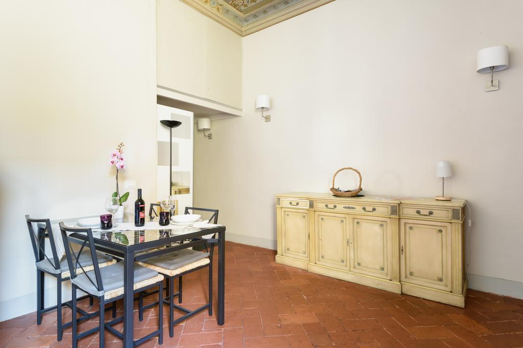 Servi Apartment Florence Exterior photo